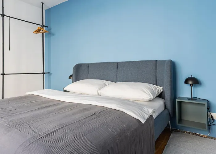 Bright In Center With A Modern Design Apartamento Viena